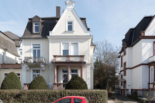 Bad Nauheim : appartement de 3 pièces dans une villa Art nouveau au calme
