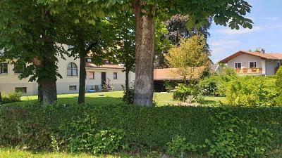 IDYLLISCH – SEHR RUHIG GELEGEN AM CHIEMSEE – 1785583826_36a049.jpg