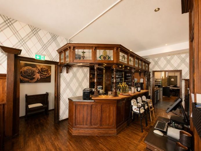 Restaurant Gewerbeeinheit im Hotel in Schwetzingen – 6,3 % Rendite & gesicherte Pachteinnahmen! – Foto 1