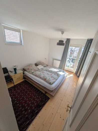 Altstadt-Charme trifft Freiraum: 89 m² mit großer Terrasse und Garagenstellplatz in Herrenberg – Schlafzimmer