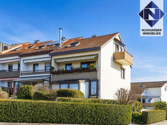 Sonniges, großzügiges Reiheneckhaus mit Wintergarten und unverbaubarer Aussicht – Foto 1