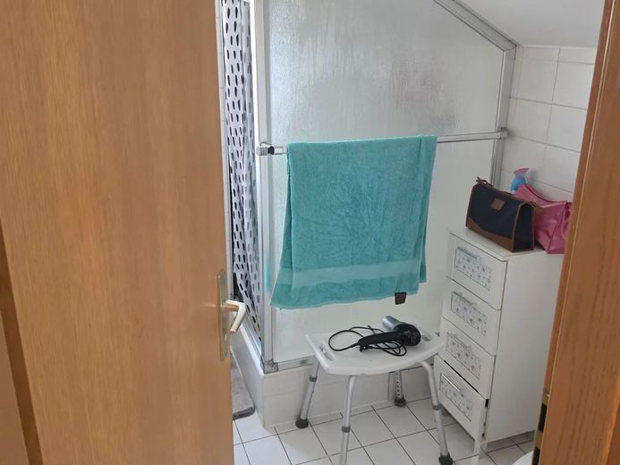 Schöne 2-Zimmer-Wohnung über den Dächern von Würzburg – Foto 3