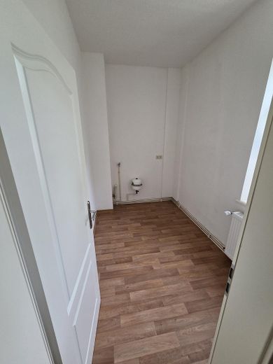 3,5 Raumwohnung 112 qm, saniert mit Gartennutzung im Erdgeschoss – Hauswirtschaftsraum