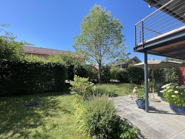 Großzügige Gartenwohnung - von privat – Garten 