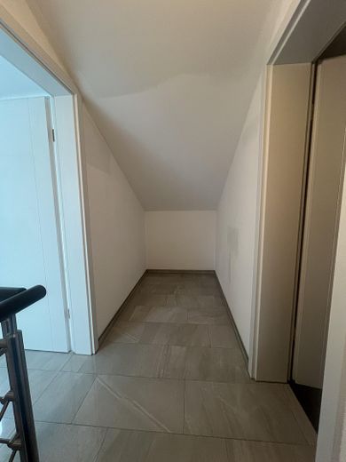 Spacious 5-room maisonette apartment in Neuburg an der Donau – Niesche im Obereren Bereich