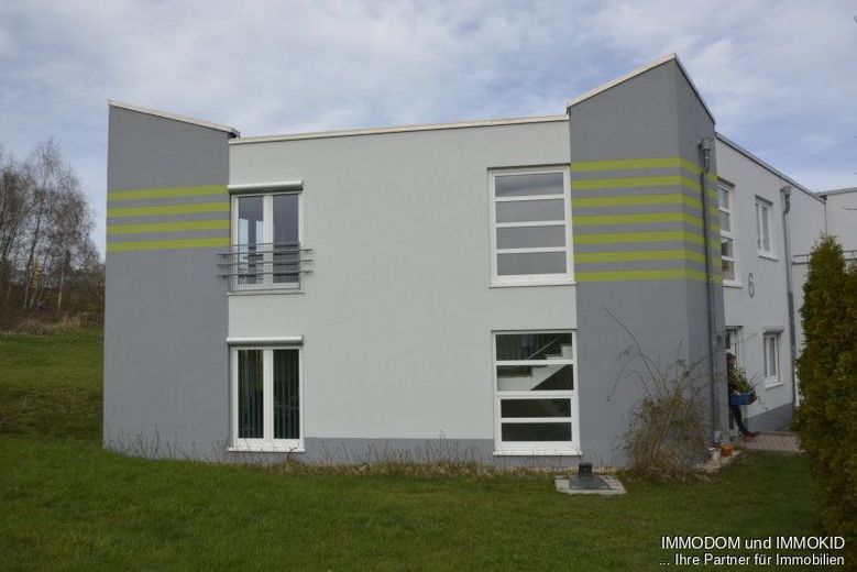 Moderner Schulungsraum mit Dachterrasse und herrlichem Ausblick zu vermieten! – Westansicht