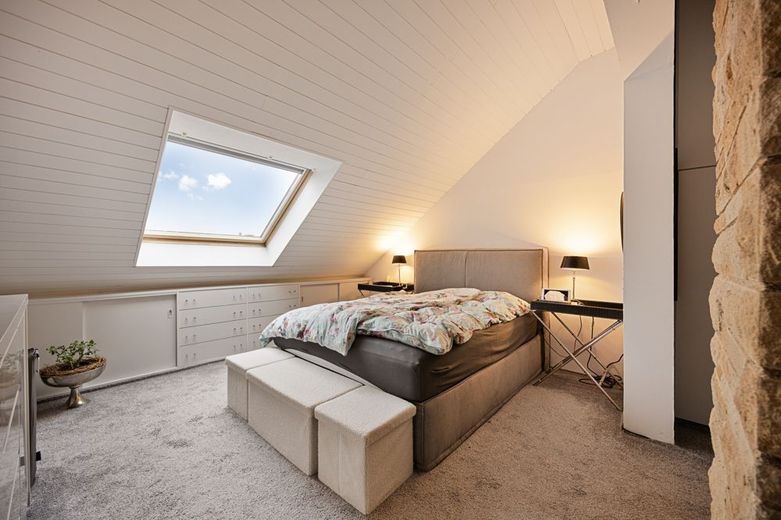 **Anspruchsvolles Wohnen in bester Lage von Opladen** – Schlafzimmer