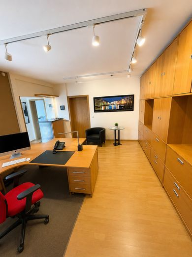Gewerbegrundstück 2.635 m² mit Büro, Sozialräumen & Unterstellflächen – Foto 15