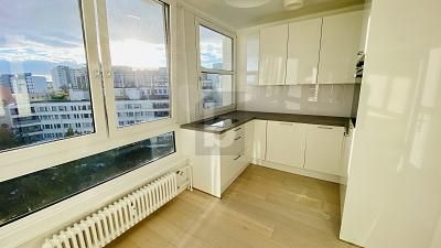 BESTLAGE, LICHTDURCHFLUTETE MIT PANORAMABLICK – 1730119133_6a846e.jpg
