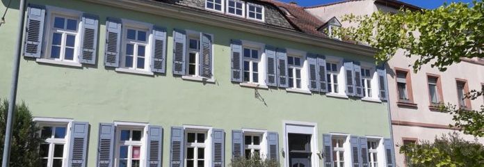 EUPORA® Immobilien: 2 espacios comerciales en una propiedad histórica en Kirchheimbolanden.