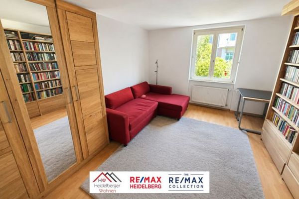 Schöne - möblierte 3,5 Zimmer Wohnung, im 1.OG mit toller Aussicht von 2 Dachterrassen in Top Lage Heidelberg Weststadt