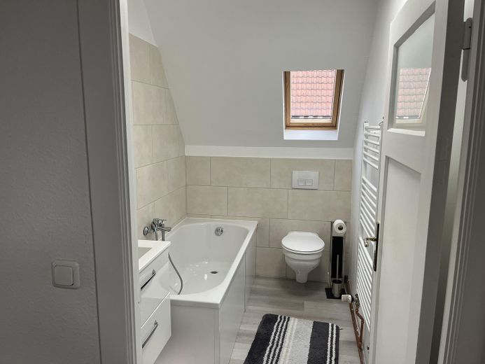 Spacious house, 165 sqm, with building plot on a 2,300 sqm property – Bad oben