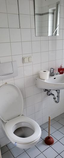 2 Zimmer mit Balkon - renoviert und bereit für Dich/Euch – Foto 6