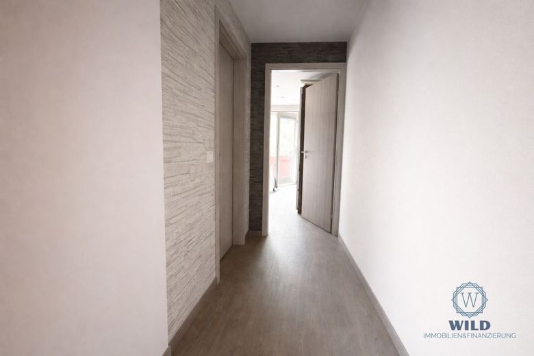 Charmante 3-Zimmer-Wohnung mit Balkon und Blick ins Grüne und Hobbyraum in Saarlouis – Flur