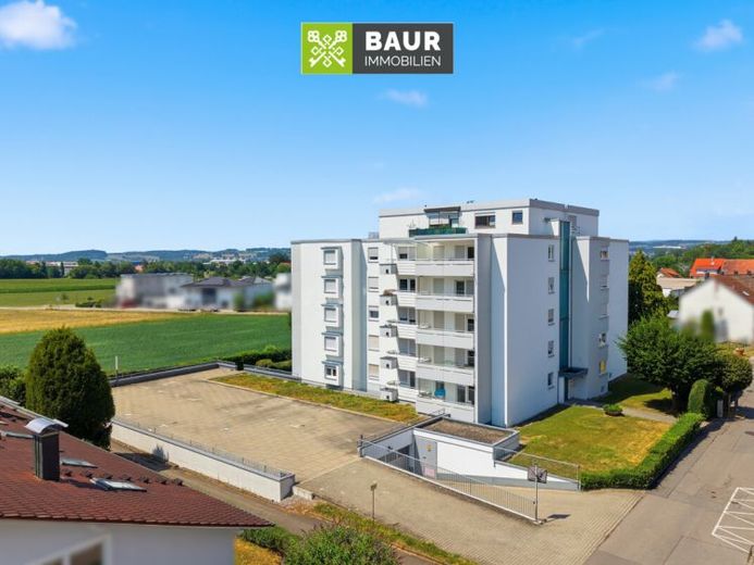 360° | Immediately available: 1-room apartment in a well-maintained apartment building in Baienfurt with parking space – Photo 1