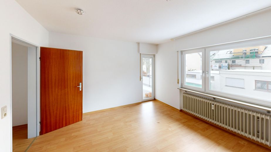 Ruim 3,5-kamerappartement met kleedkamer & balkon – ca. 98 m² in Böblingen-Dagersheim – Foto 4