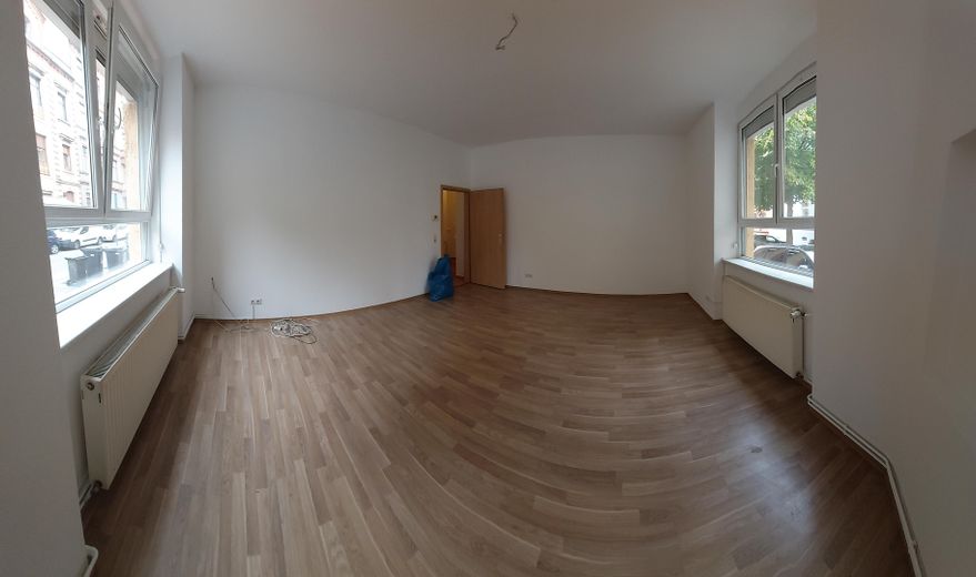 Zimmer 3 Blick zur Tür