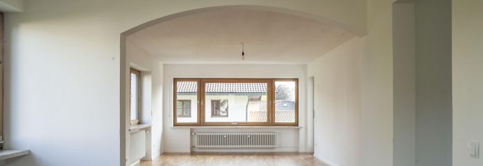 Erstbezug nach Sanierung: Helle 97 m² Wohnung mit Südbalkon, Garten, Kellerraum und Garage