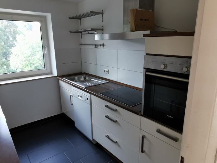 3-Zimmer Whg - ruhige aber zentrale Lage - saniert * sofort frei * – Foto 12