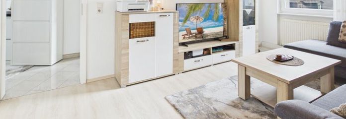 Piso de 4 habitaciones con balcón en un edificio de viviendas plurifamiliar bien cuidado