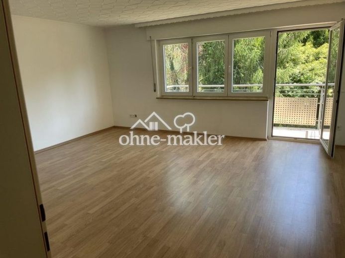 Luminoso appartamento di 3 locali con balcone e posto auto a Karlsruhe-Wolfartsweier – Foto 1