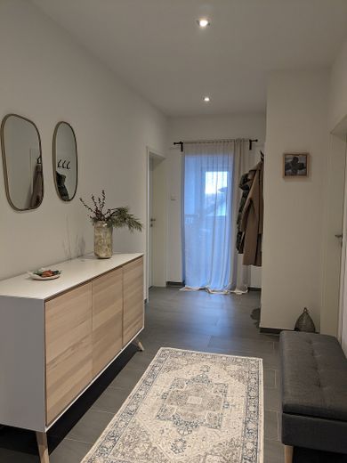 Wunderschöne 3-Zimmer-Wohnung in Heldenstein – Diele
