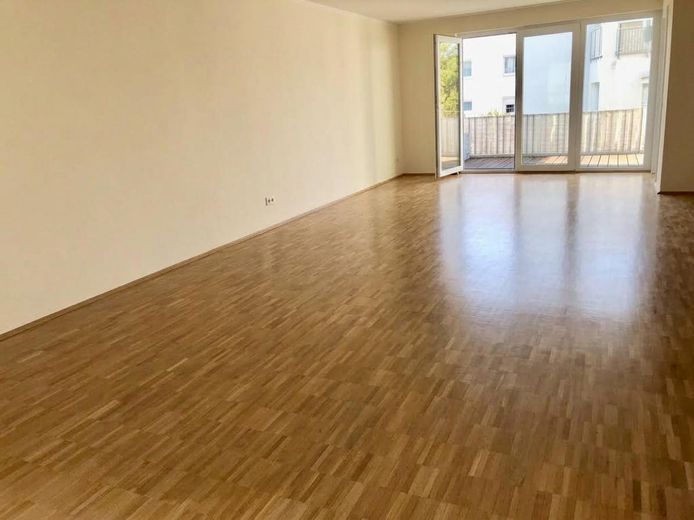 Vivienda acogedora en la ladera: luminosa, tranquila, accesible, con jardín y balcón – Blick zum Balkon - leer 
