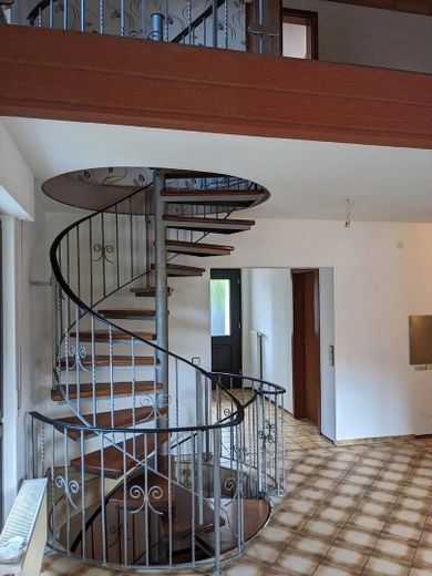 Wohnzimmer Wendeltreppe