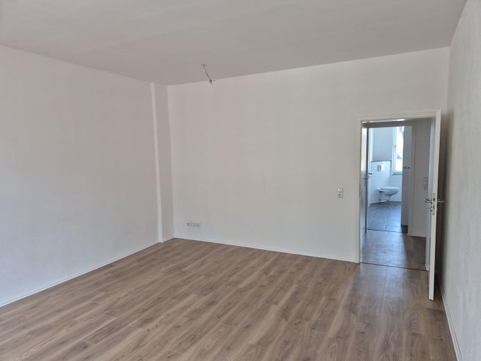 Ihr neues Zuhause in der Innenstadt: 4ZKB, kompl. saniert, mit Einbauküche – Foto 27