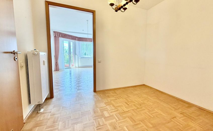 Seniorengerechte 2,5-Raum-Wohnung mit Südloggia in Dinslaken-Hiesfeld! – Flur