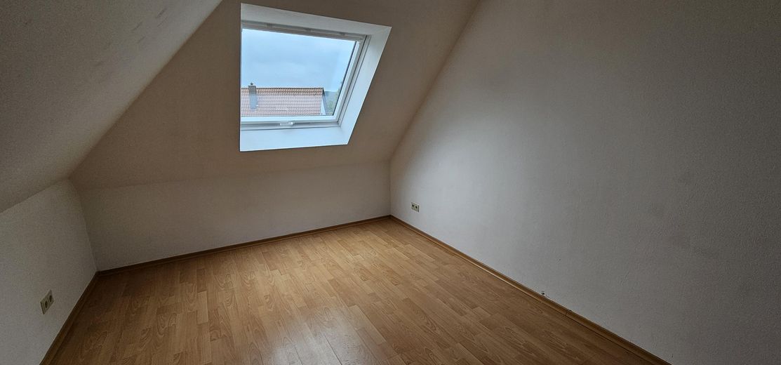Über den Dächern von Forchheim, 3 Zi Wohnung, zentral und modern - Nähe Kaiserpfalz – Zimmer 1