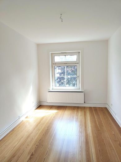 Umfassend renovierte Wohnung im Jugendstilgebäude, provisionsfrei – Zimmer 2