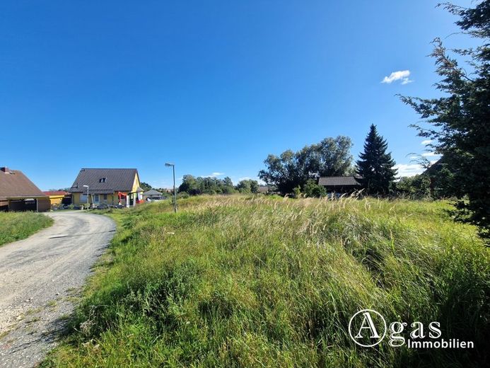 Bauträgerfreies Grundstück ca. 567 m² groß in idyllischer Lage in Teschendorf / Burg Stargard – Grundstück Ansicht 7