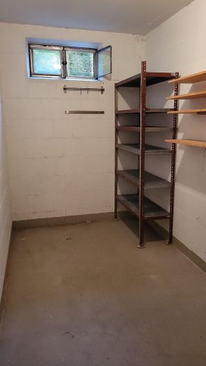 Provisionsfrei: Lichtdurchflutete DG-Wohnung mit 16 m² Dachterrasse, Aufzug & TG-Stellplatz – eigener Keller