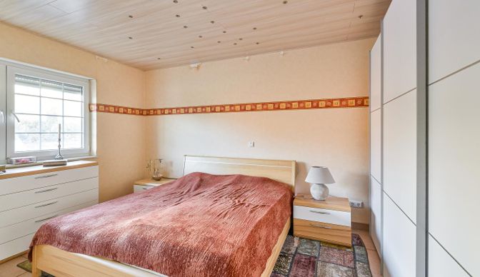 Charmantes Einfamilienhaus in idyllischer Lage von Waldbröl - Rossenbach – Schlafzimmer