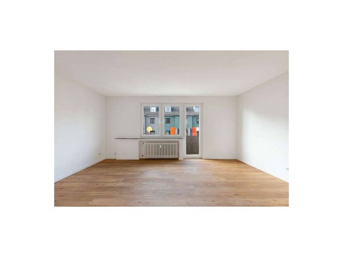 EBK ve 2 BALKONLU, Köln Südstadt'ta modern 2,5 odalı daire – Ansicht I: Wohn- und Esszimmer