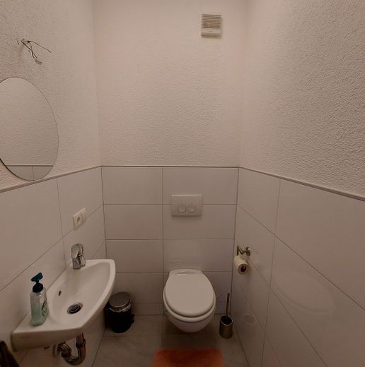 Appartement moderne de 4 pièces avec solaire pour la préparation de l’eau chaude – Photo 13