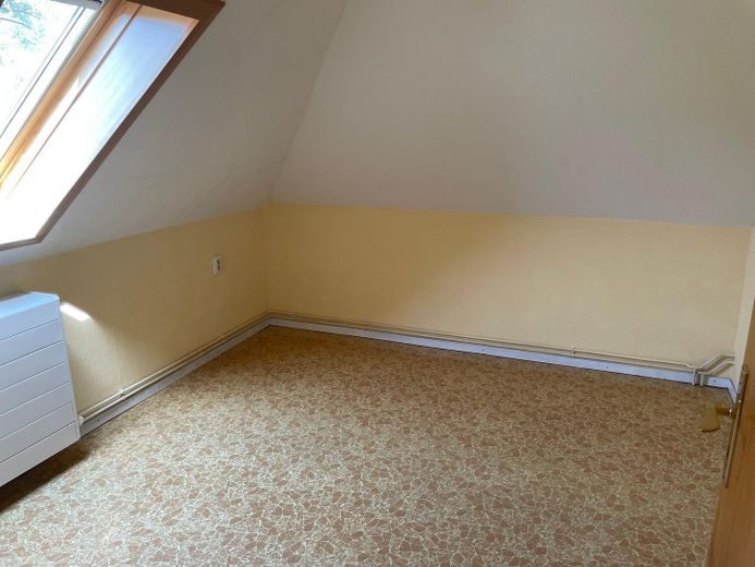 Encantadora casa unifamiliar de 7 habitaciones con terraza y jardín en alquiler – Foto 11