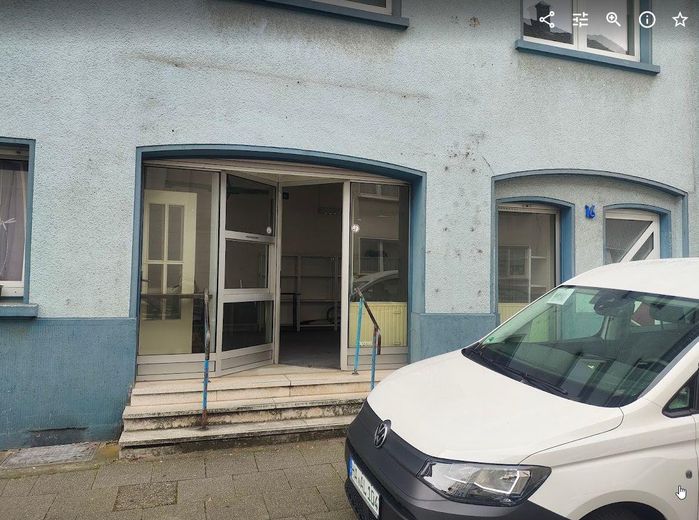Piccola unità commerciale con ampia vetrina a OB-Osterfeld – circa 25 m² – Strassenansicht