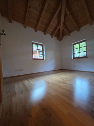 Reihenhaus-Perle nahe Chiemsee &amp; Kampenwand – Schlafzimmer 2. OG