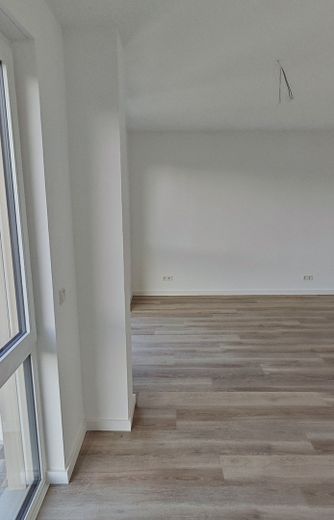 2026’da ilk kez oturuma hazır: Magdeburg’un güneyinde ikiz evin yarısı – bahçe, şömine, ısı pompası, 150 m², A+ – Schlafzimmer, aus der Nische 1
