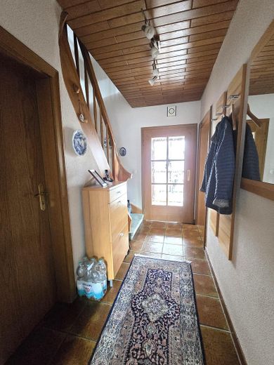 2 Doppelhaushälften auf 739 m² – eine frei, eine vermietet + zusätzliches Flurstück PROVISIONSFREI – Foto 9