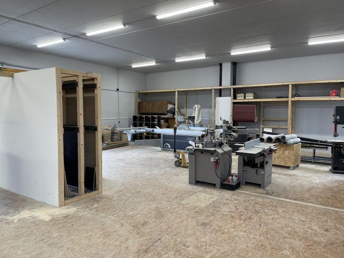 EXKLUSIVE WERKSTATT, HALLE, LAGER ODER PRODUKTIONSFLÄCHE IM EG – Foto 11