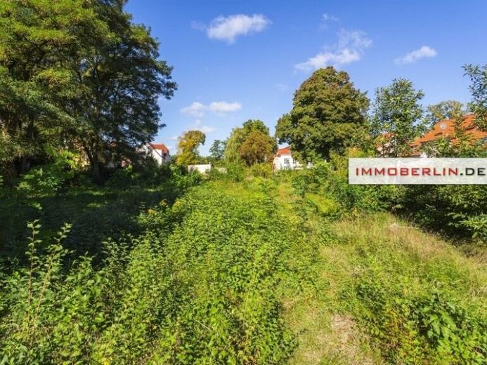 IMMOBERLIN.DE - Ділянка біля води! Відмінна земля під забудову, що ділиться, в ідилічному озерному місці на Großen Zug – Foto 1