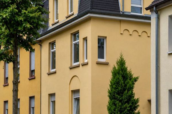 Charmantes Mehrfamilienhaus in Solingen-Wald -saniert