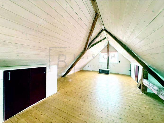 Galeriewohnung im Fachwerkstil - 5 Zimmer mit Loftcharakter &amp; 2 Stellplätzen – Dachstudio