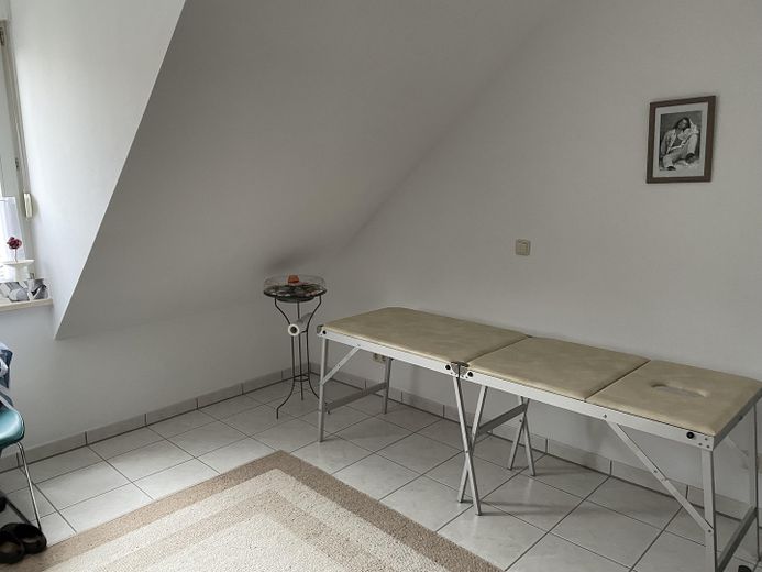 Arbeit-, Schlaf- Kinderzimmer