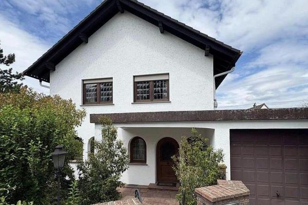 Casa unifamiliar con mucho espacio en el corazón de Ingelheim am Rhein