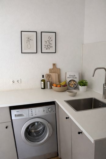 Einbauküche mit Waschmaschie