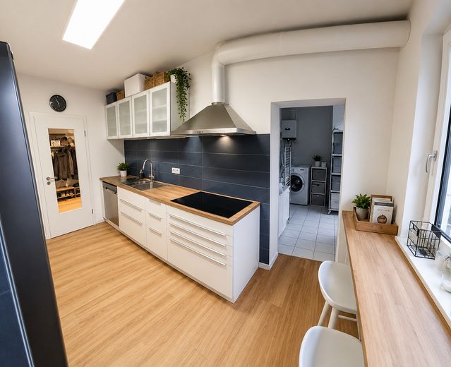 Haus in Bothfeld Nord / Isernhagen (Natur vor der Tür) – EG Küche Bild 1 